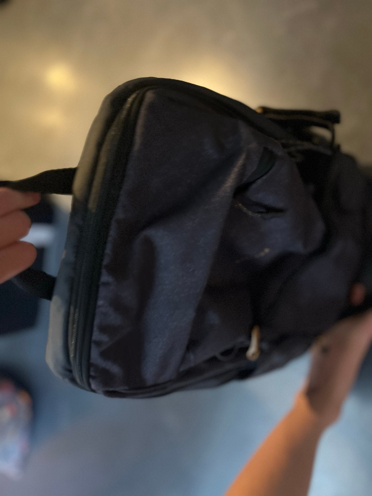 Stevige donkergrijze rugzak, ideaal voor dagelijks gebruik, Gebruikt, 25 tot 40 cm, Ophalen, Overige merken