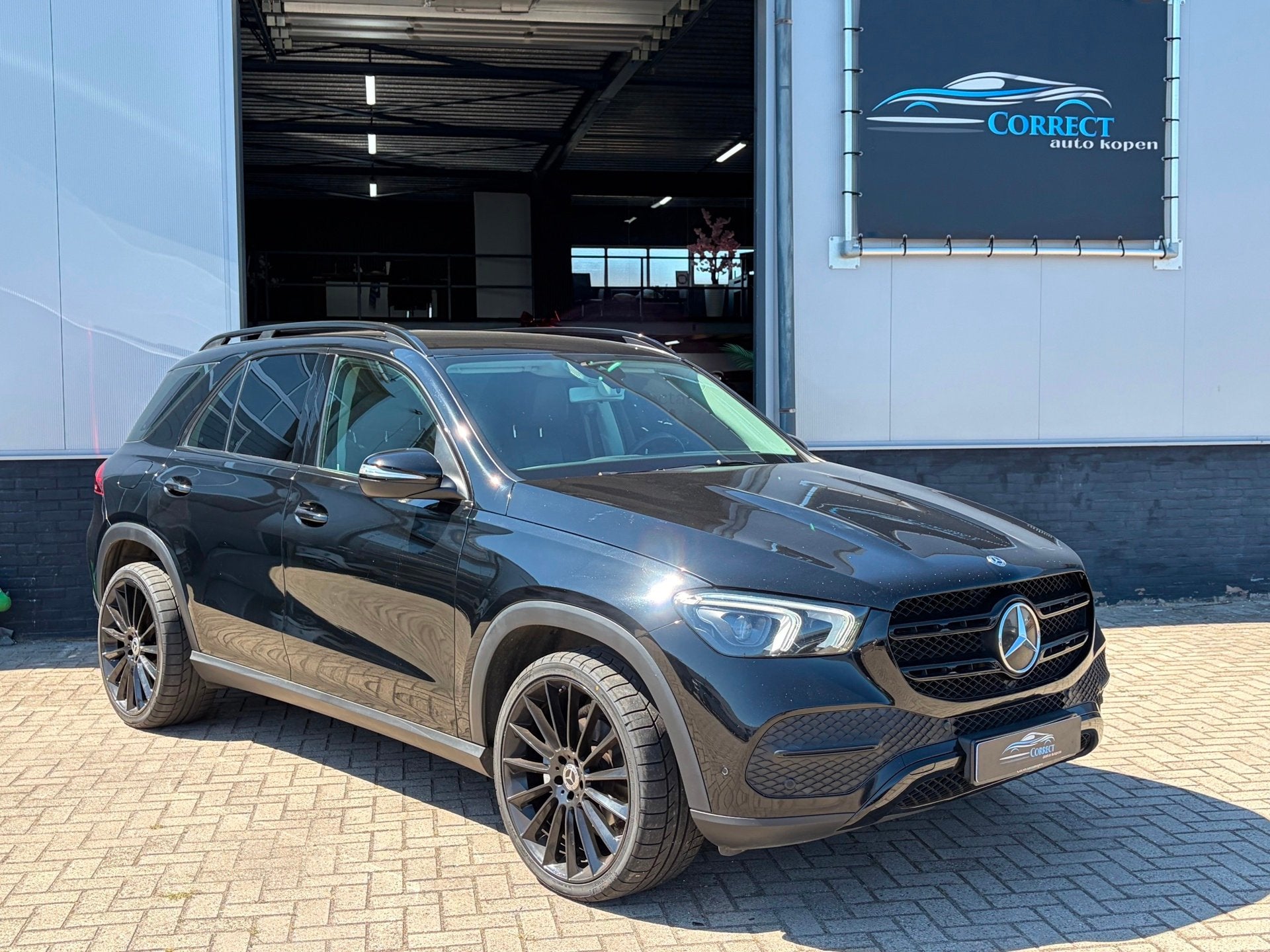 Mercedes-Benz GLE-klasse 300 d 4MATIC AMG incl BTW, Auto's, Dealer onderhouden, Gebruikt, Euro 6, 4 cilinders