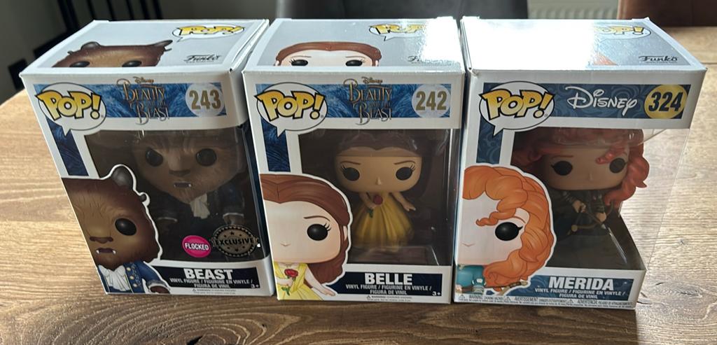 Disney funko pops, 242, 243(flocked) en 324, Verzamelen, Ophalen of Verzenden, Overige figuren, Zo goed als nieuw, Beeldje of Figuurtje