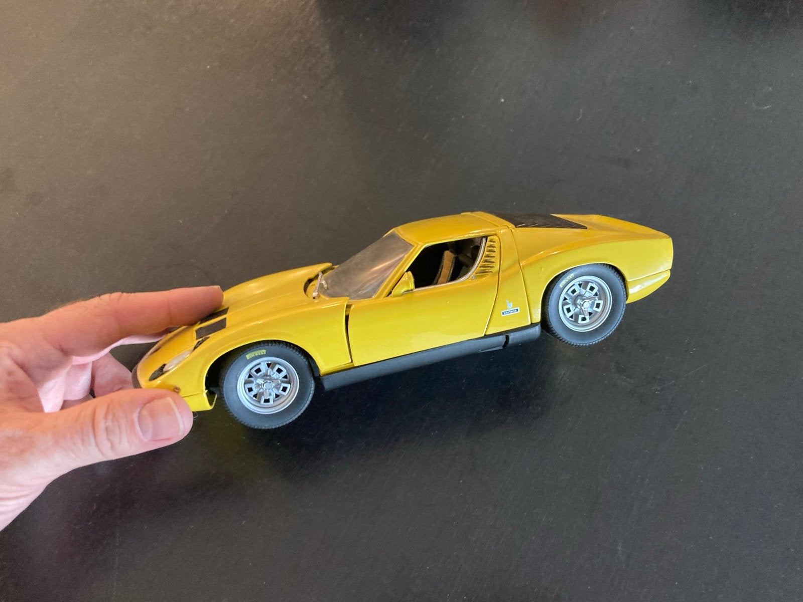 Gele Lamborghini Miura modelauto 1:18, Ophalen of Verzenden, Zo goed als nieuw, Auto, Maisto