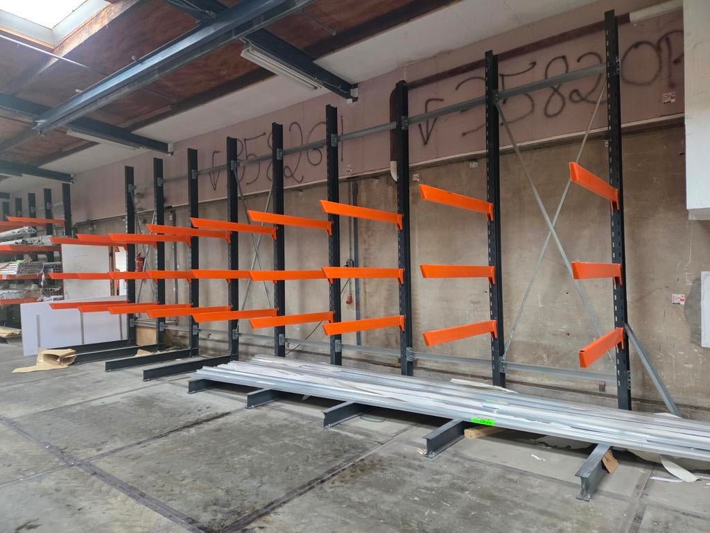 Br draagarmstelling enkelzijdig 4.0x1.5m gebruikt als nieuw!