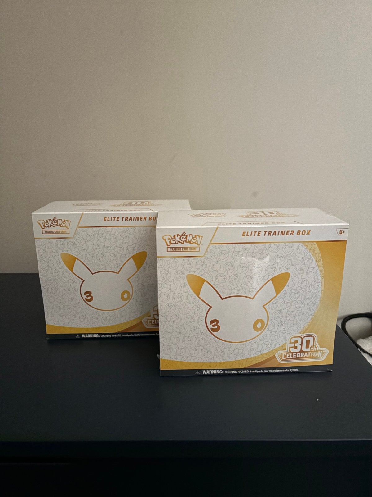 Pokémon Celebrations Elite Trainer Box (2 stuks) per stuk, Ophalen of Verzenden, Nieuw, Overige typen