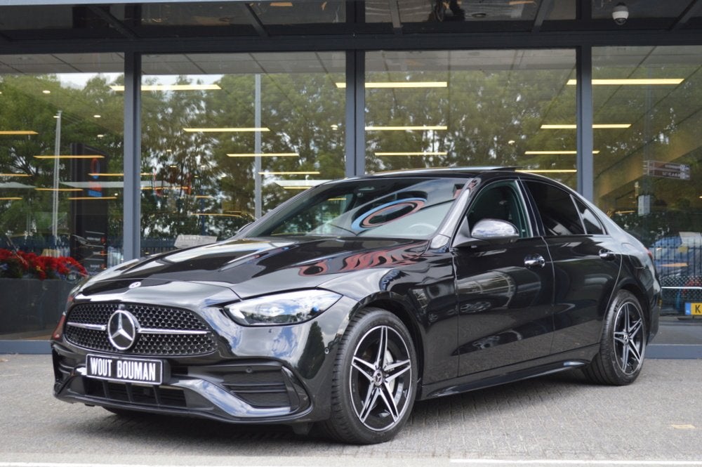 Mercedes-Benz C-Klasse 300 e AMG Led Leder Panorama Memory C, Auto's, Automaat, Achterwielaandrijving, Euro 6, 4 cilinders