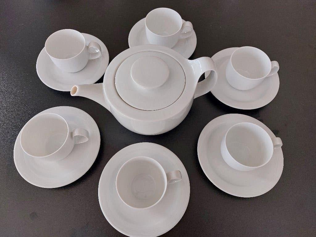 Arzberg cannelee theeservies - theepot, kopjes en schotels, Ophalen of Verzenden, Zo goed als nieuw, Effen, Kop(pen) en/of Schotel(s)