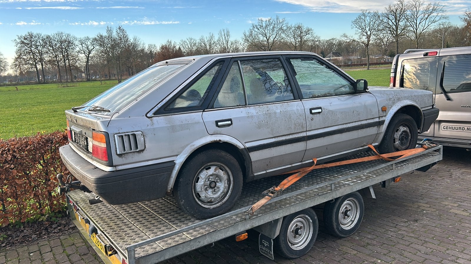Gezocht Nissan Bluebird loop of sloop onderdelen, Ophalen, Nissan