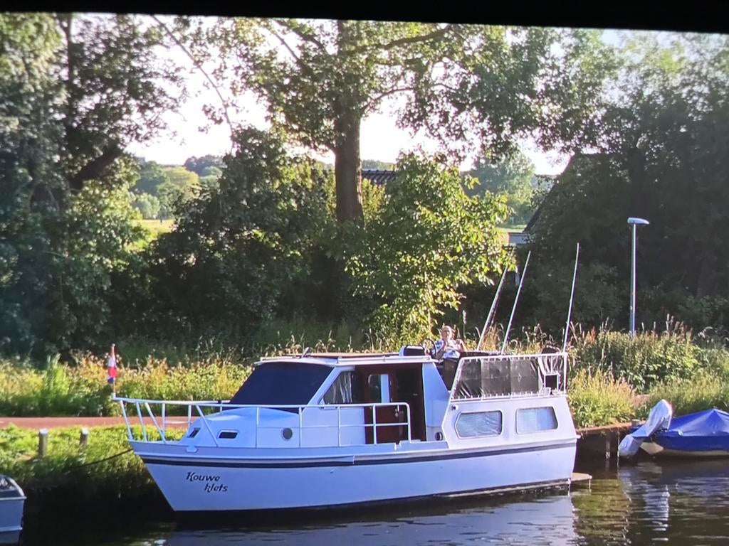 Motorboten CASCARUDA . Boegschroef, afstandbedienig 2026, Watersport en Boten, Ophalen, Gebruikt, Staal, Diesel