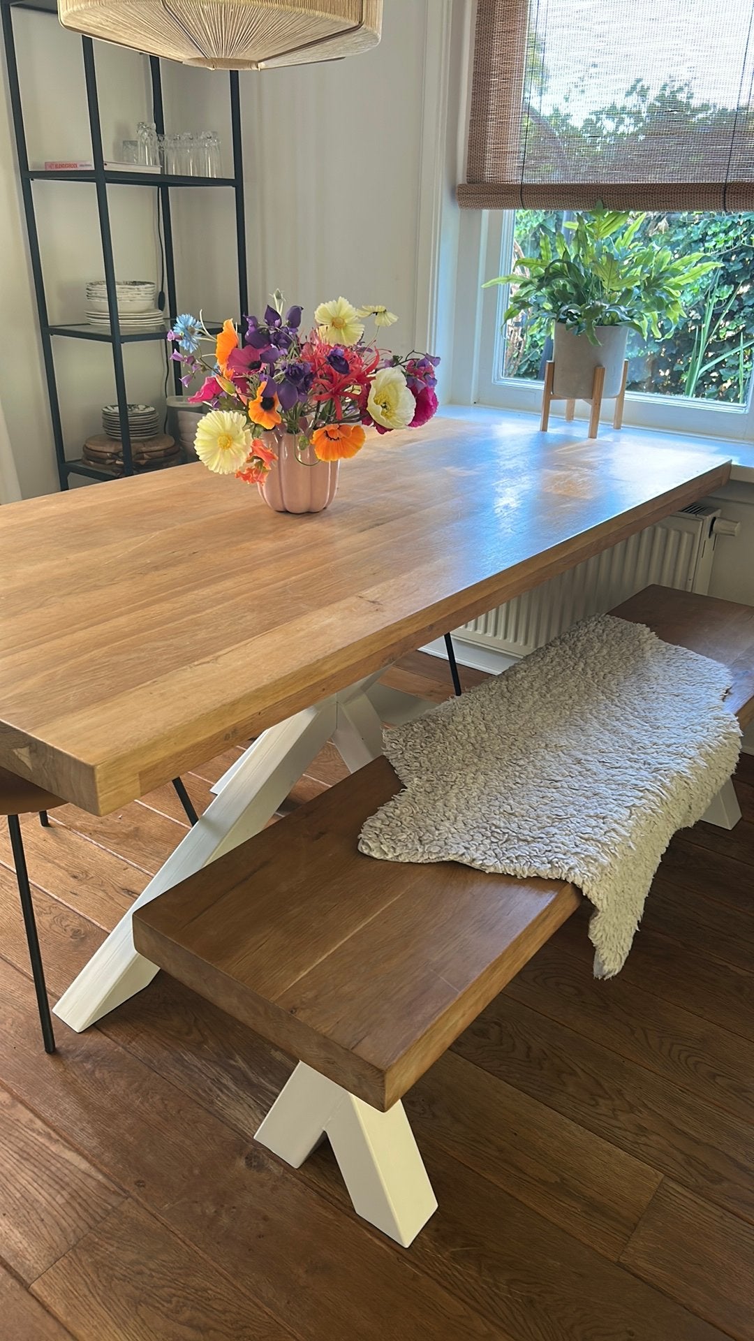 Eettafel met houten blad en stalen onderstel - snel ophalen!, Huis en Inrichting, Ophalen, 50 tot 100 cm, 150 tot 200 cm, Rechthoekig