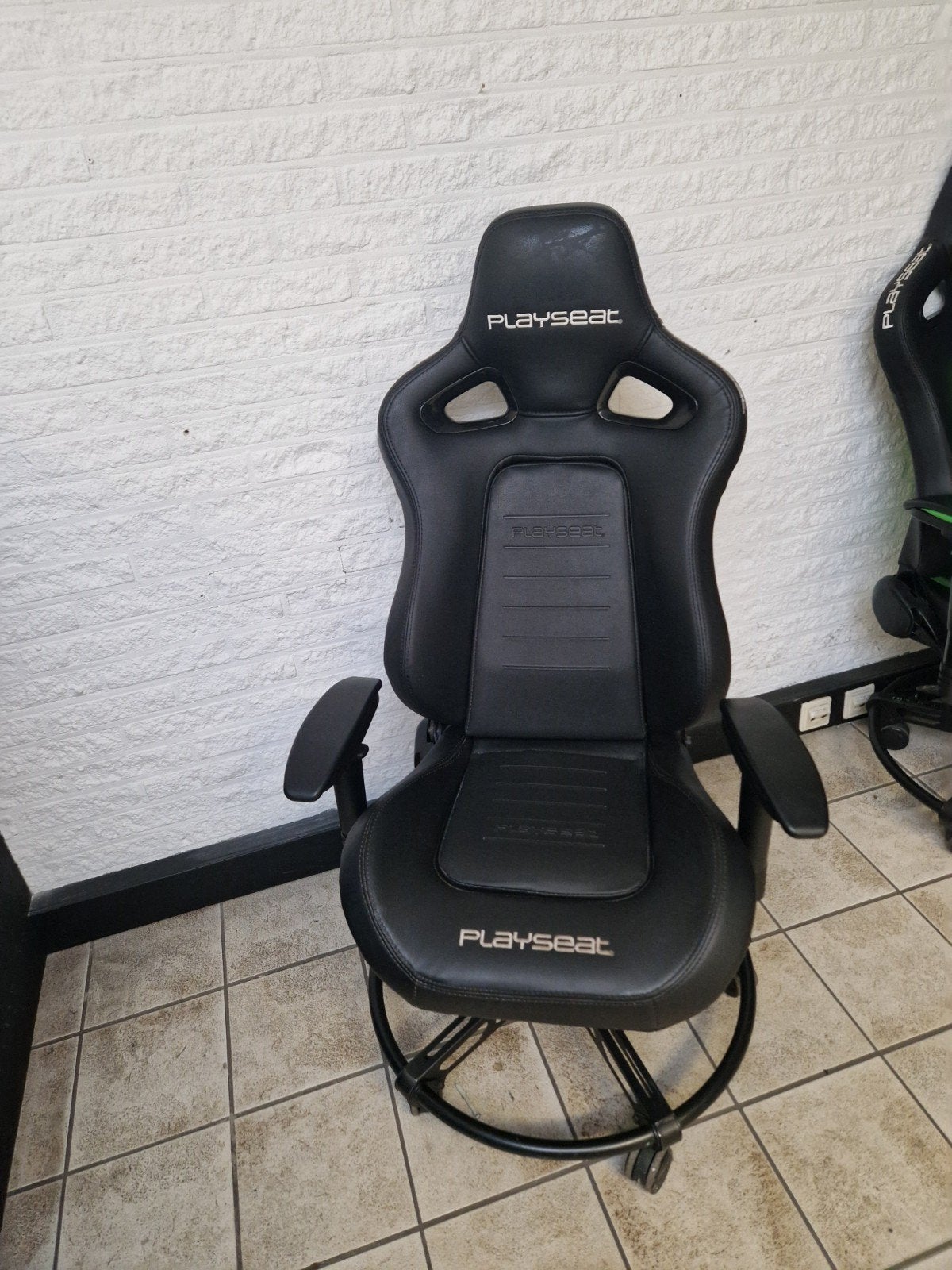 gaming stoel Playseat Zwart Show model ( Zevenaar, Ophalen, Zwart, Zo goed als nieuw, Gaming bureaustoel