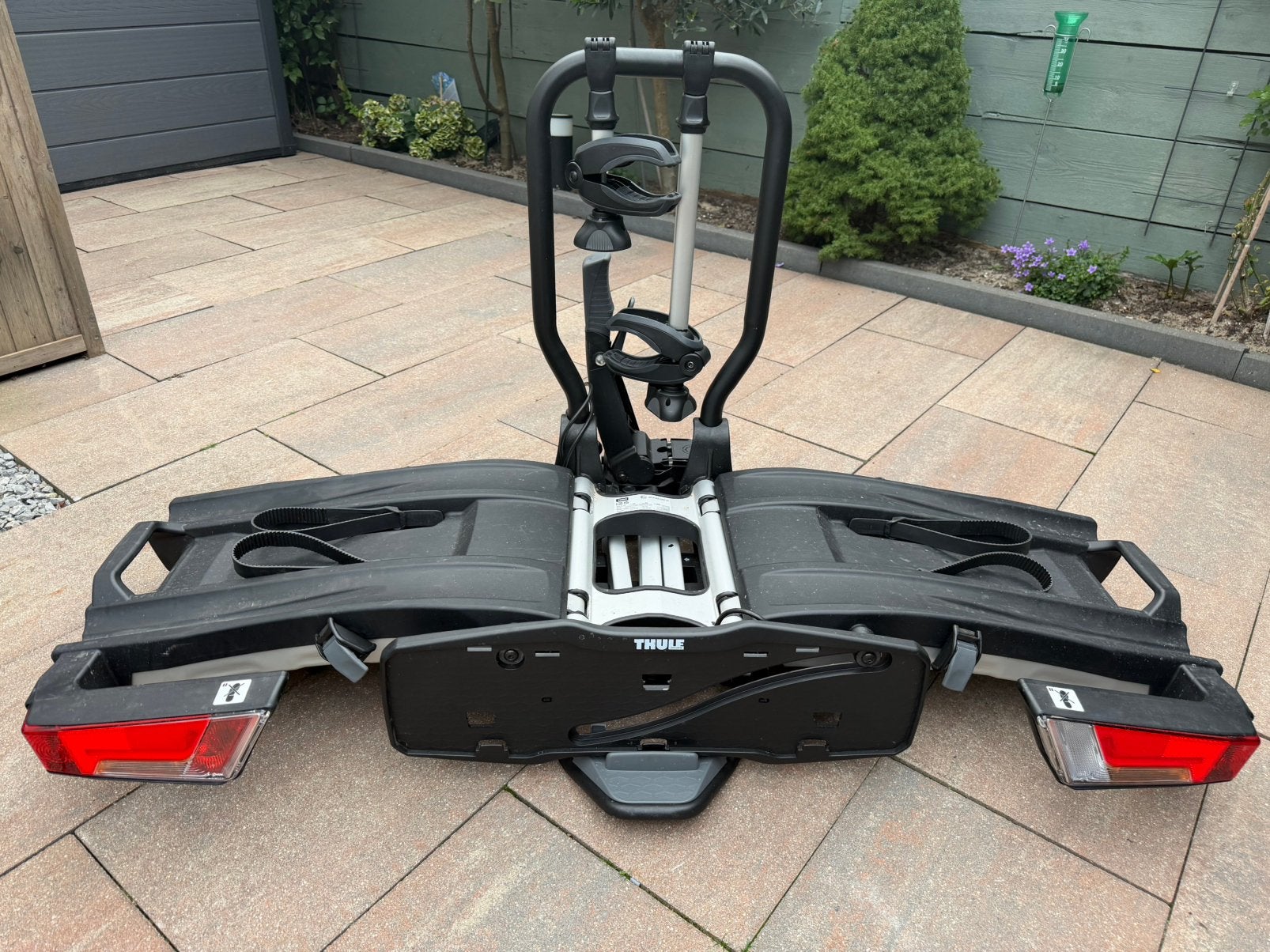 Thule Easyfold XT 933 fietsendrager geschikt voor 2E-bikes, Auto diversen, Ophalen, Zo goed als nieuw, 2 fietsen, Trekhaakdrager
