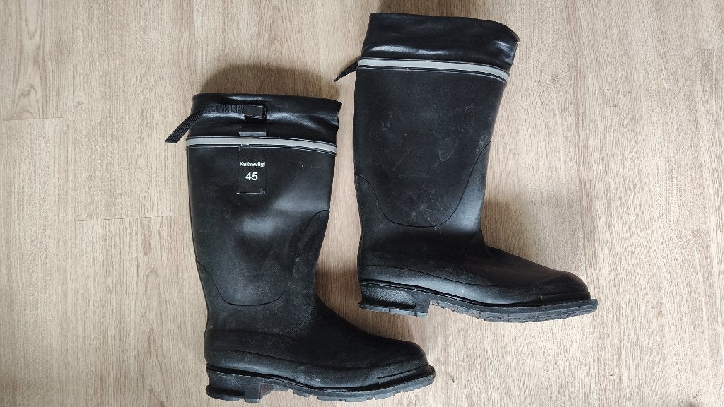 Rubberen laarzen, 45, Fins model, Tuin en Terras, Werkkleding, Ophalen, Gebruikt, Dames, Iets Fins