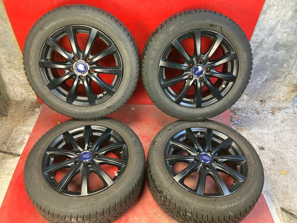 Winterbanden Ford Focus 205/55R16 Fulda, Gebruikt, 16 inch, ., Banden en Velgen