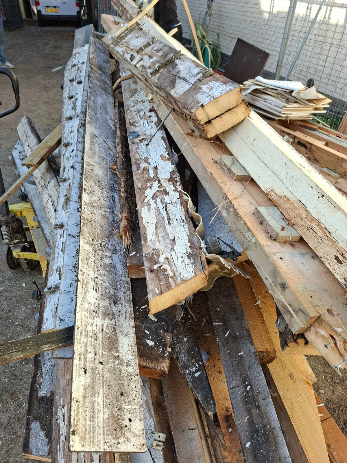 gratis brandhout af te halen in weert, Tuin en Terras, Ophalen, Gebruikt, Minder dan 180 cm, Planken