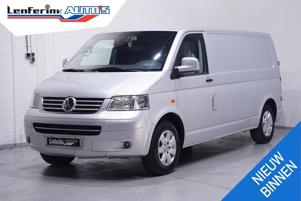 Volkswagen Transporter 2.5 TDI 130 pk Lang 5 Cilinder Youngt, Auto's, Bestelauto's, Stof, Gebruikt, Volkswagen, 2500 kg