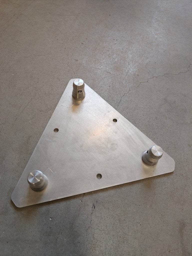 Milos Pro-30, P-Truss Base Plate Male, blank #NIEUW#, Muziek en Instrumenten, Ophalen, Johann-Krane-Weg 27 Münster 48149 Germany