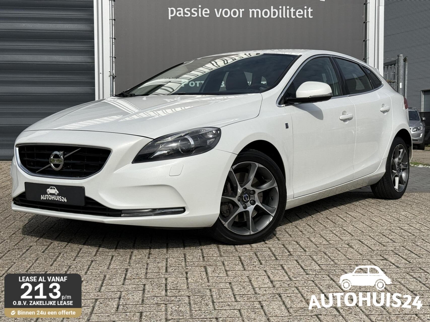 Volvo V40 1.5 T3 Ocean Race AUTOMAAT XENON|NAVI|LEDER|17", Automatische klimaatregeling, 4 cilinders, Wit, Leder