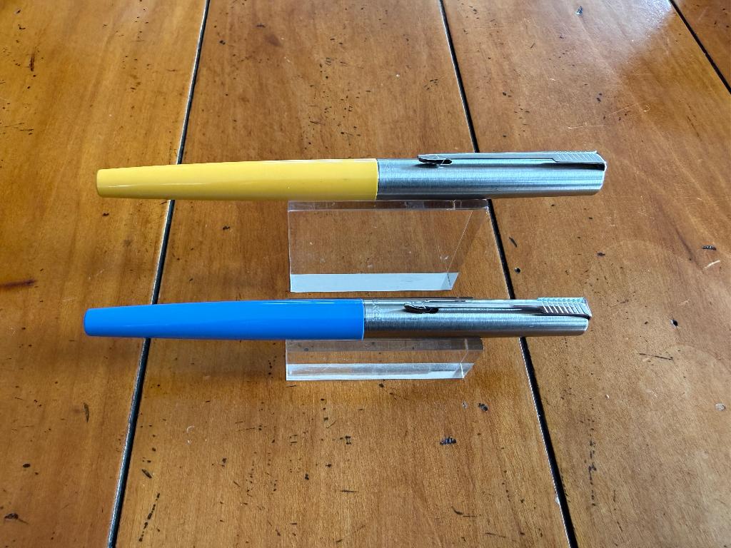 2x Parker 15 Rollerball – Nieuw – Inclusief Vulling, Verzamelen, Pennenverzamelingen, Ophalen of Verzenden, Nieuw, Overige typen