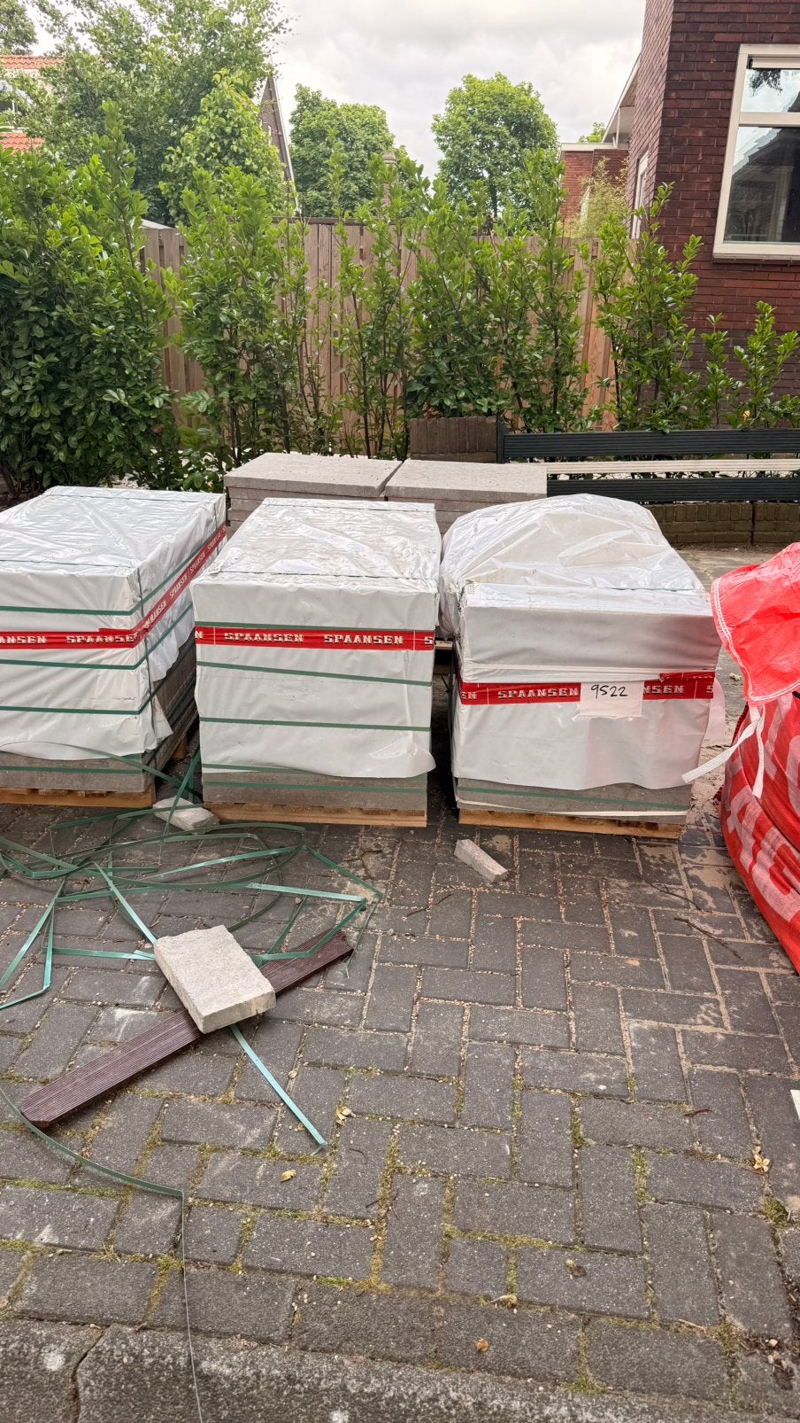 102 tegels van 60 bij 60, Ophalen, Nieuw, Beton, Terrastegels