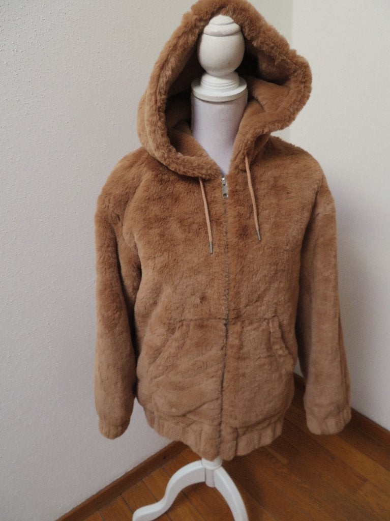 Z48 CLOCKHOUSE imitatie bontjas bruin maat 34 valt ruim, Kleding | Dames, Jassen | Winter, Bruin, Ophalen of Verzenden, Zo goed als nieuw