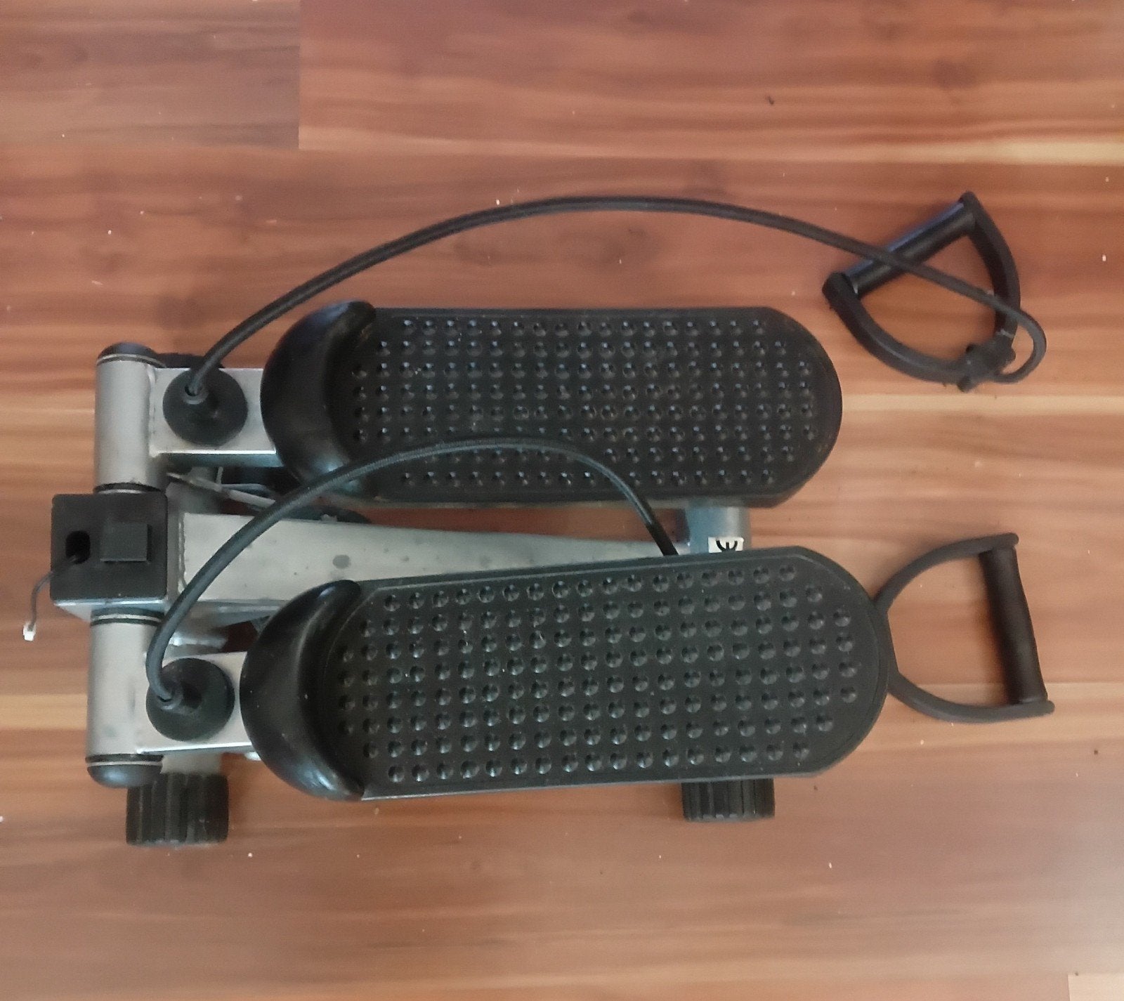 COMPACTE STEPPER MET WEERSTANDSBANDJES, Ophalen, Benen, Stepapparaat