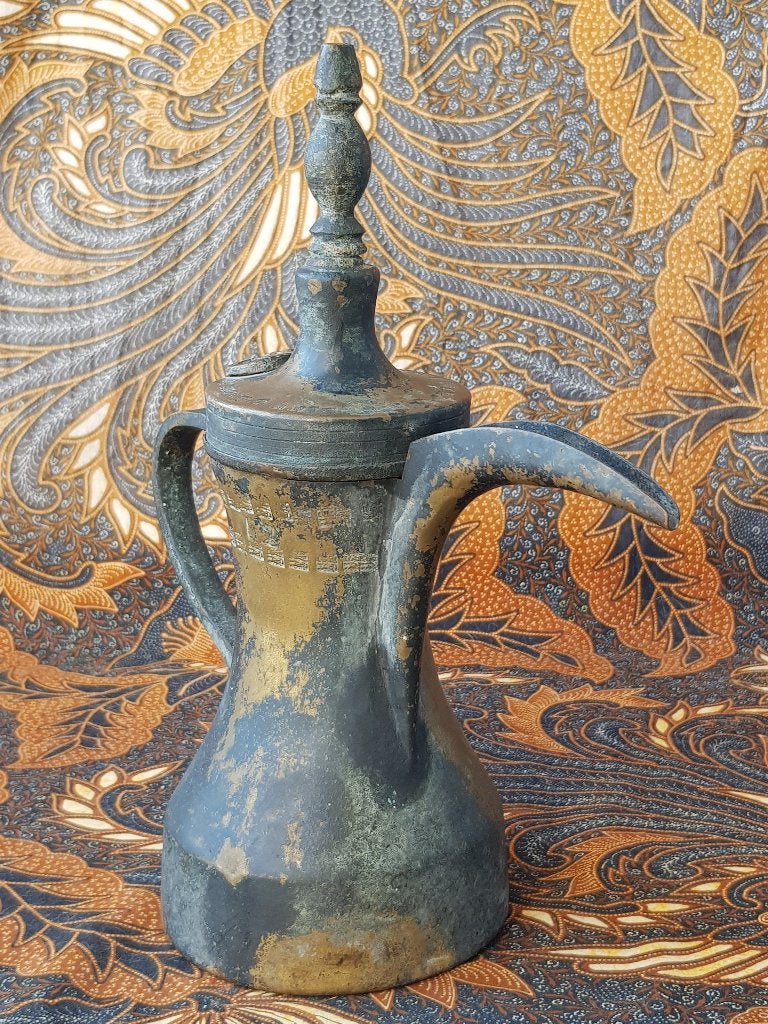 Antieke Oosterse dallah of koffiepot van koper 29 cm., Ophalen of Verzenden, Koper
