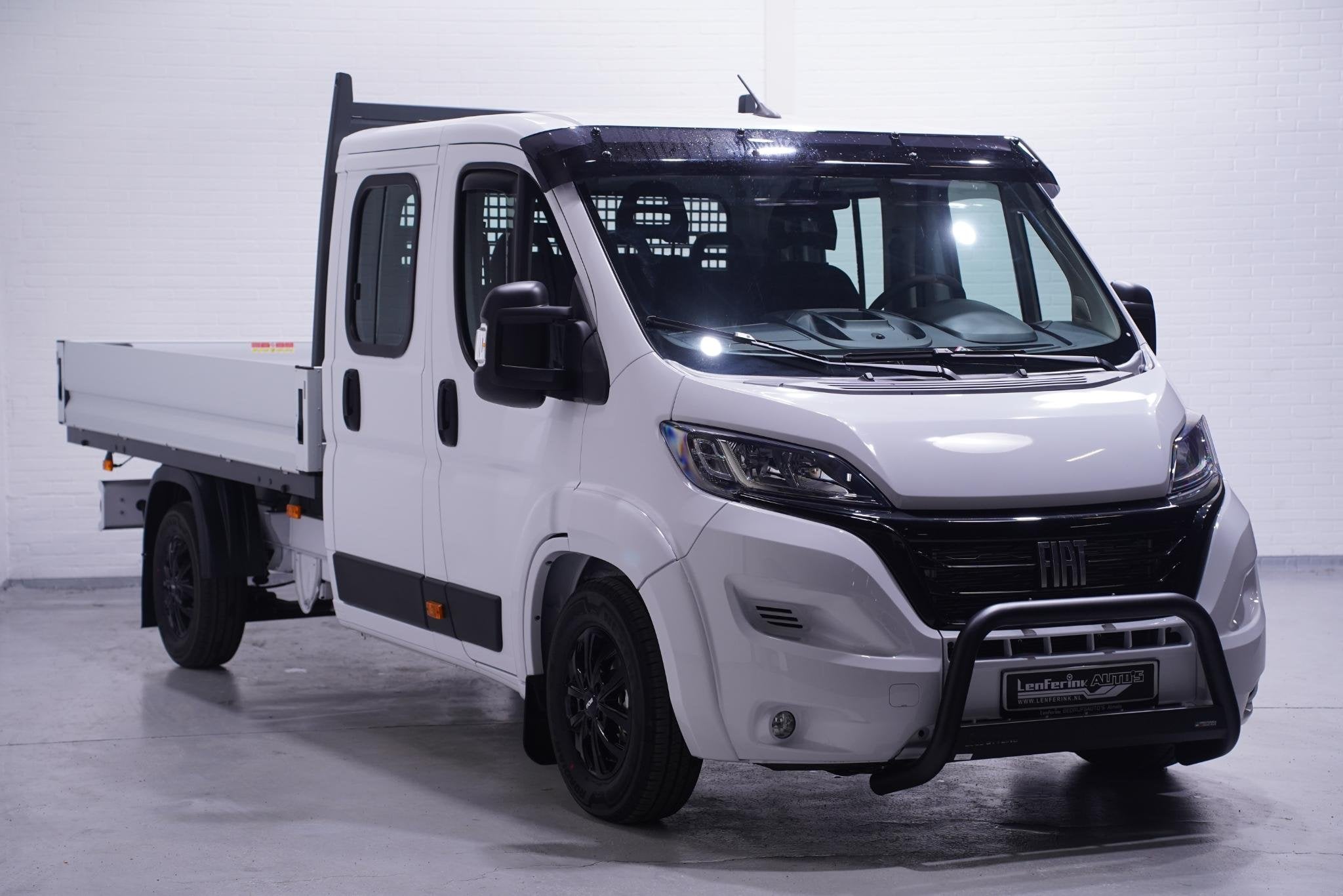 Fiat Ducato 2.2 Mjet 140 pk Dubbel Cabine 7p Black&White Edi, Auto's, Voorwielaandrijving, Stof, Gebruikt, 4 cilinders