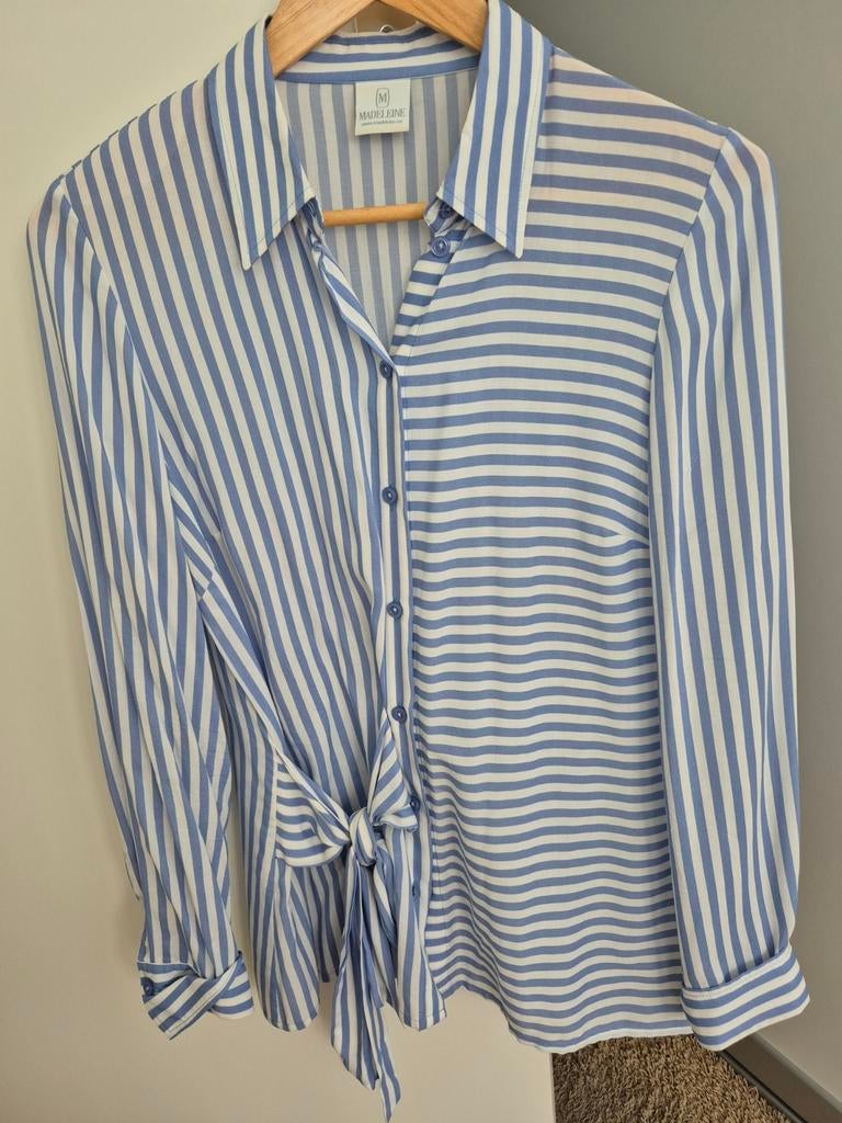 Blouse lichtblauwe streep. Maat 36. Madeleine., Ophalen of Verzenden, Zo goed als nieuw, Maat 36 (S), Blauw