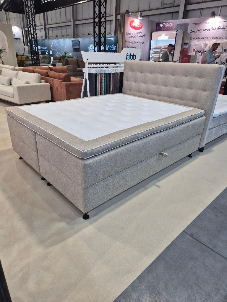 boxspring 160 cm - van 1.499,- voor 699,- sample sale, Huis en Inrichting, Slaapkamer | Boxsprings, Ophalen, Gebruikt, Beige, Tweepersoons