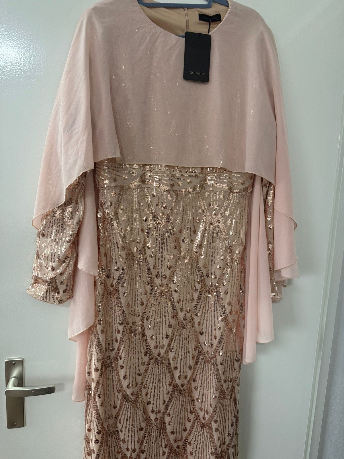 Gala jurk, Beige, Maat 42/44 (L), Ophalen of Verzenden, Zo goed als nieuw