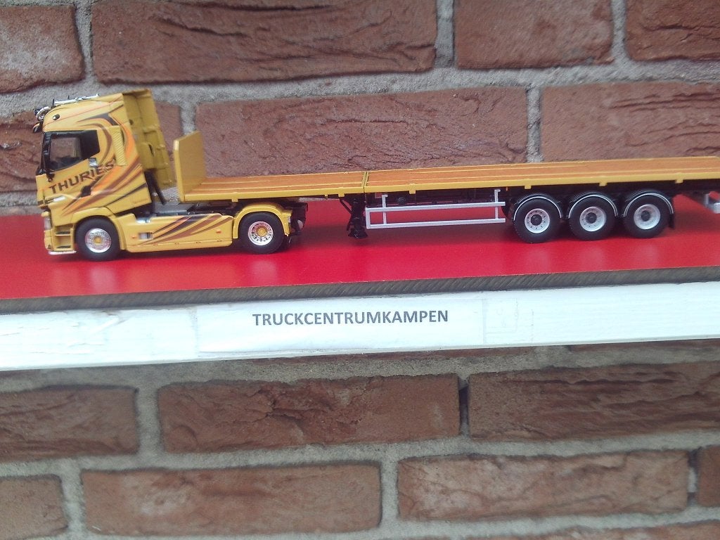 WSI  Renault  Trucks  T  High  van  Thuries.