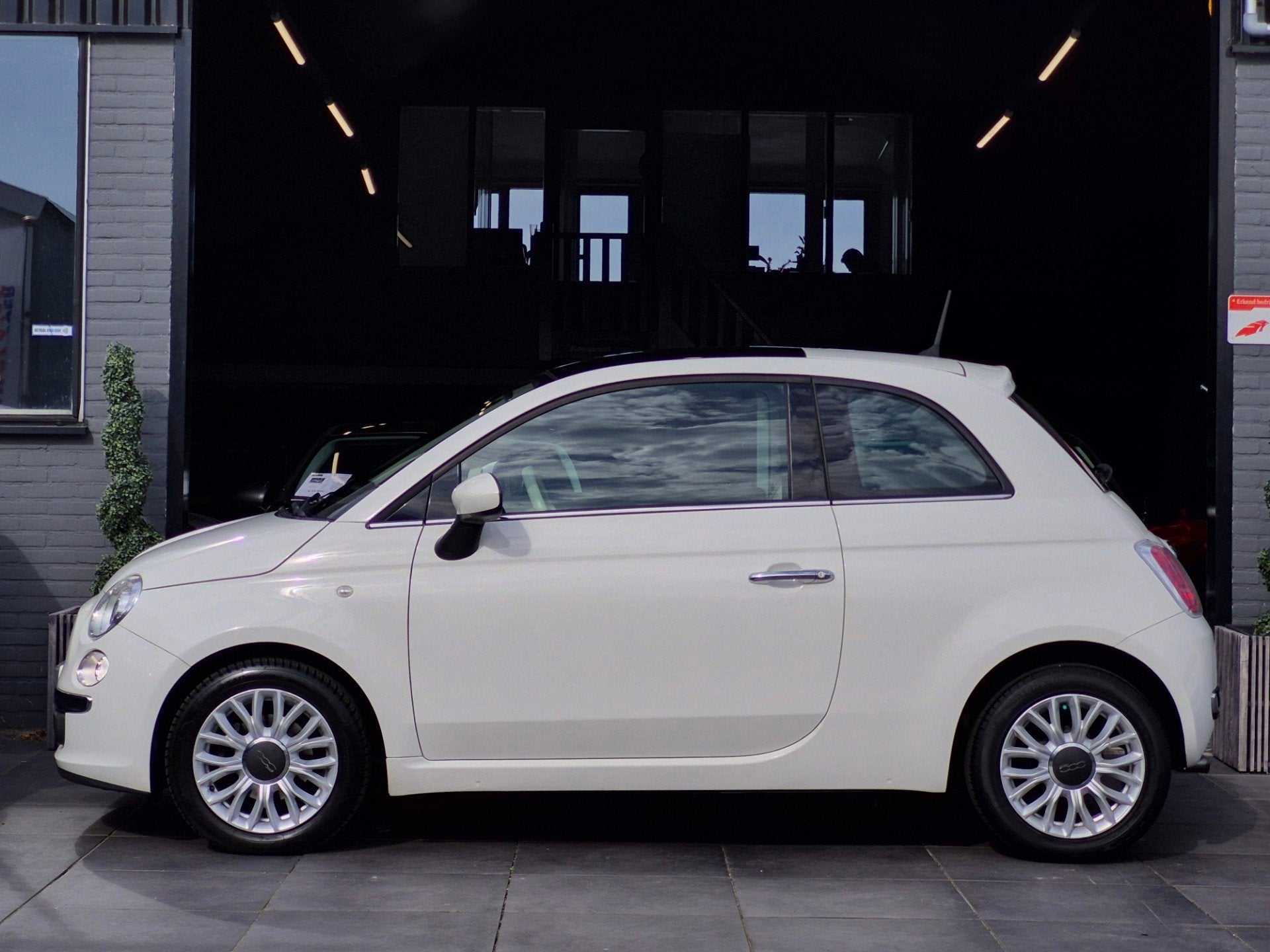 Fiat 500 0.9 TwinAir Turbo Lounge 2e Eig|Navi|Pano|Airco|APK, Auto's, Voorwielaandrijving, Verwarmde buitenspiegels, Gebruikt