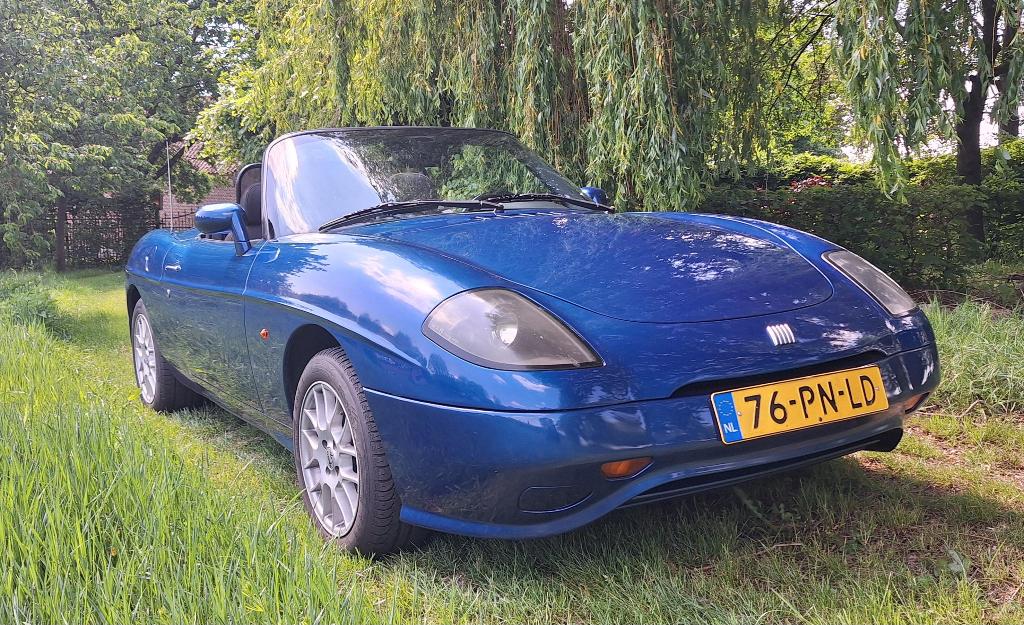 Fiat Barchetta 1.8 16V 1998 Blauw, Voorwielaandrijving, 40 €/maand, Zwart, 4 cilinders