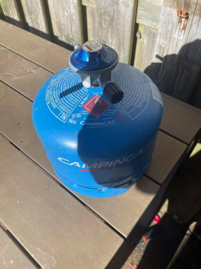 Campingaz gasfles met drukregelaar, Ophalen of Verzenden, Gebruikt
