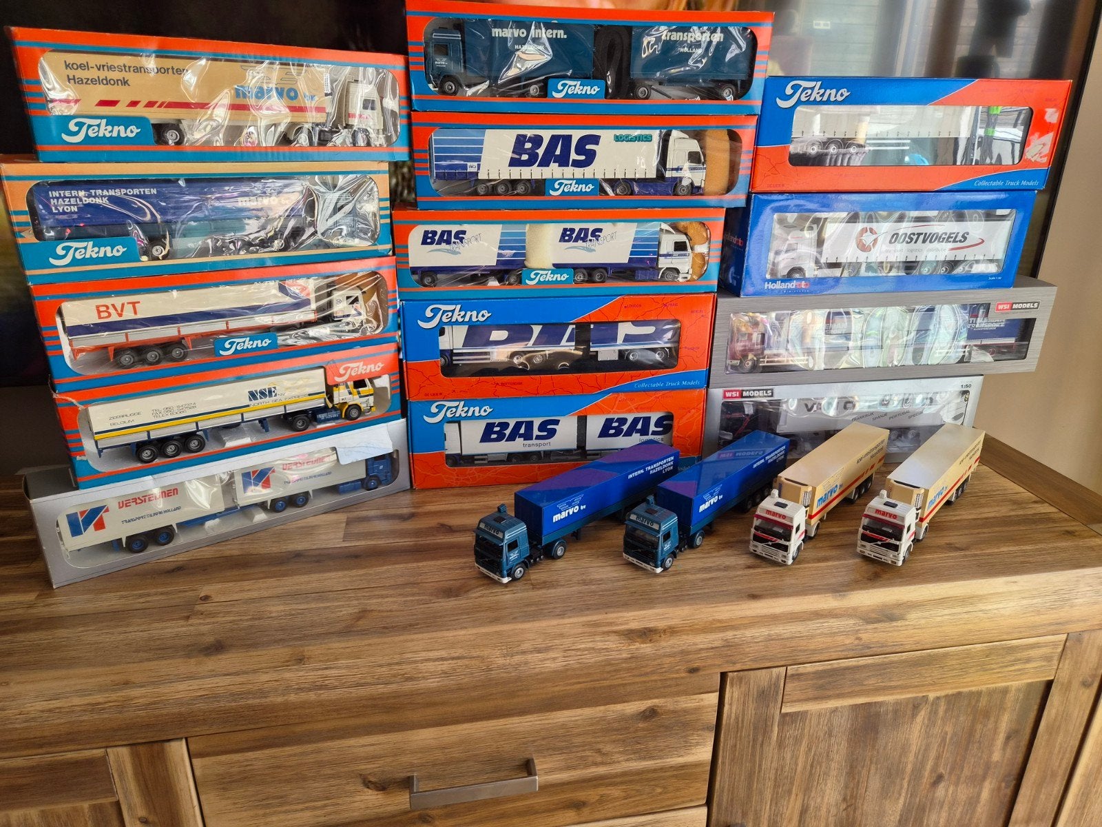 tekno volvo daf  scania diverse, Ophalen of Verzenden, Zo goed als nieuw, Bus of Vrachtwagen, Tekno