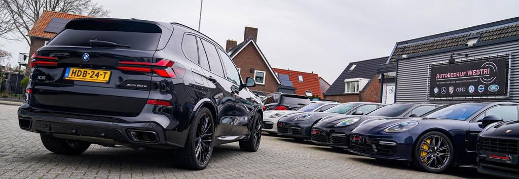 BMW X5 XDrive50e | Luchtvering | Bowers&Wilkins | Stoelverko, Gebruikt, 2395 kg, Zwart, Bedrijf