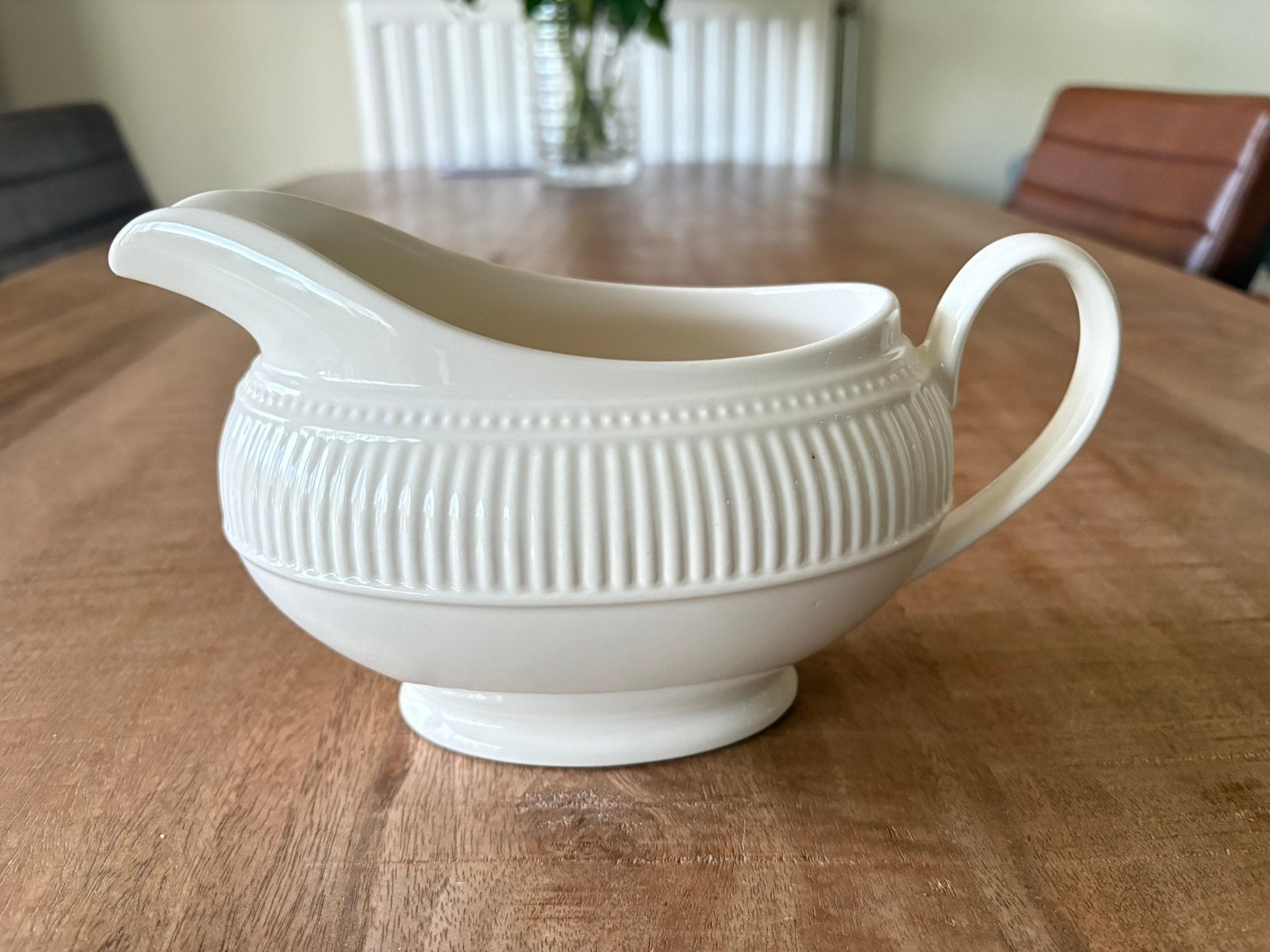 Wedgwood Windsor jus/sauskom, Huis en Inrichting, Keuken | Servies, Ophalen of Verzenden, Zo goed als nieuw, Porselein, Kom(men)