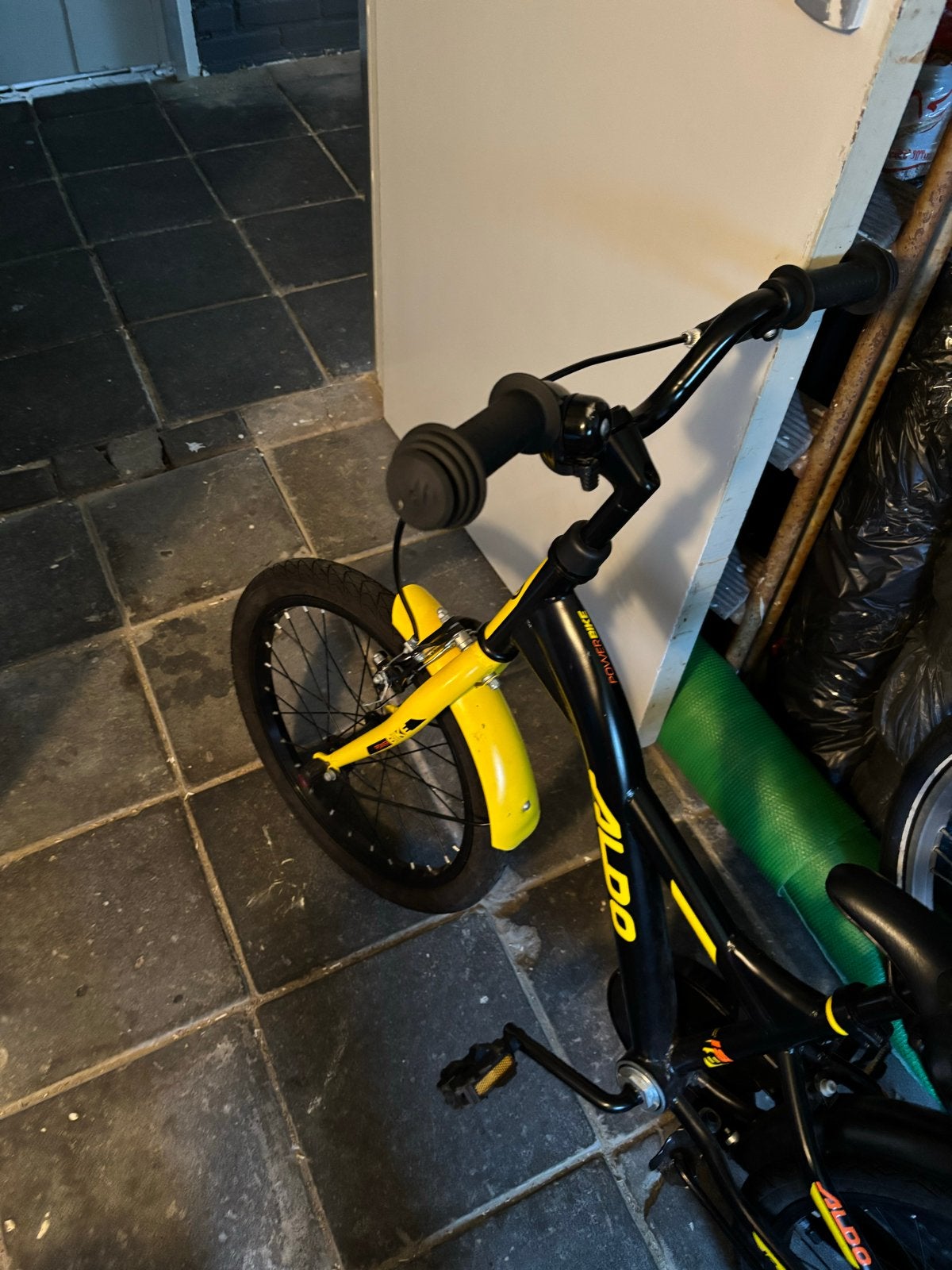 Aldo kinderfiets - Zonder sleutel, wel slot, Ophalen of Verzenden, Gebruikt, Terugtraprem, 16 tot 20 inch