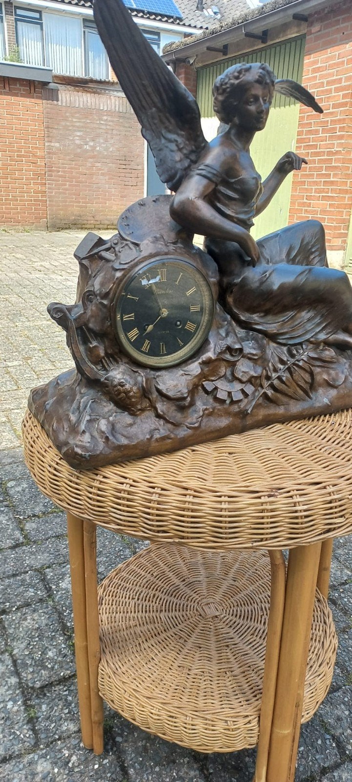 Zeemeerminklok, Ophalen