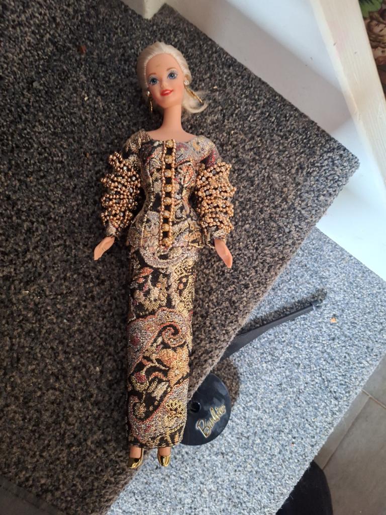 Barbie Christian Dior Limited Edition 1995 Mattel verzamel, Ophalen of Verzenden, Zo goed als nieuw, Pop