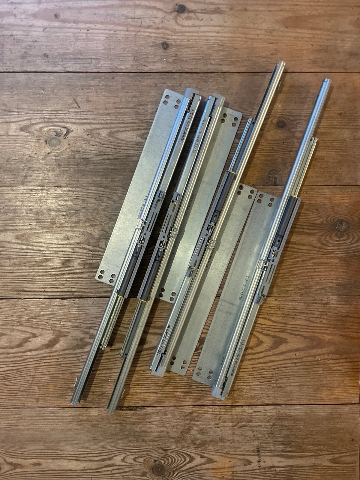 IKEA Soft-close ladegeleiders, Ophalen of Verzenden, Gebruikt, 250 mm of meer, Overige typen