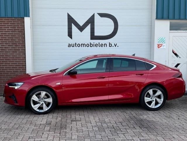 Opel Insignia Grand Sport 1.5 CDTI Business - LED - Carplay, Auto's, Voorwielaandrijving, Dealer onderhouden, Gebruikt, Leder en Stof