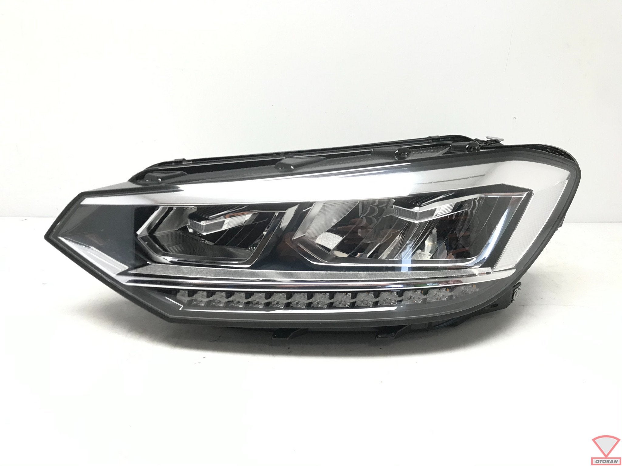 VW Touran 5T 5TA 2016+ Vol LED Koplamp Links 5TB941035C, Gebruikt, Volkswagen, Volkswagen AG, Berliner Ring 2
38440  Wolfsburg, DE
