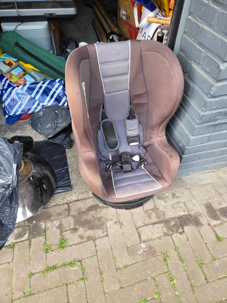 draaibare autostoel -goedwerkend, Overige merken, Autogordel, 0 t/m 18 kg, Zo goed als nieuw