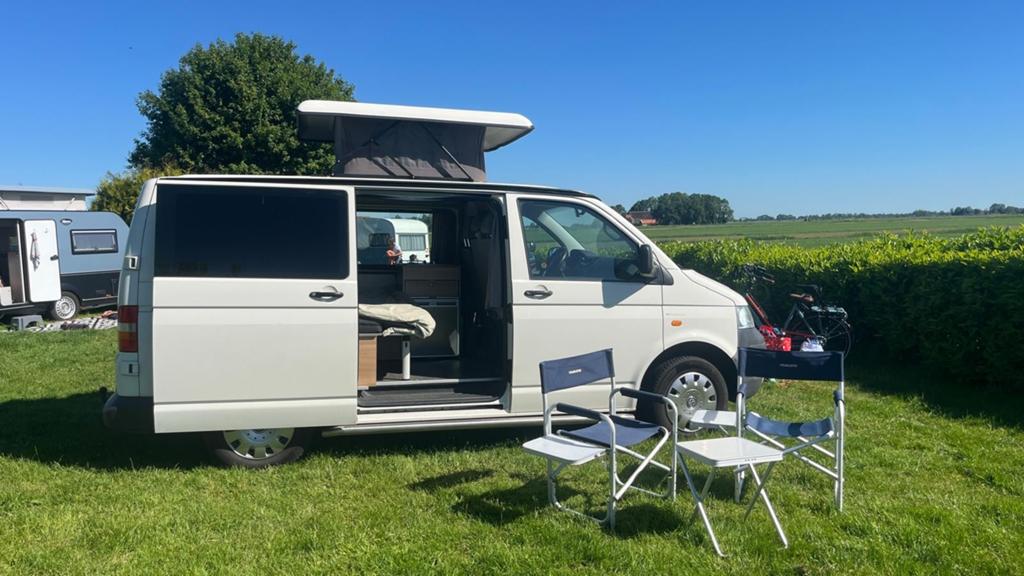Compacte Volkswagen T5 Buscamper met Hefdak, Hefdak, Buscamper of Camperbus, Volkswagen, Tot en met 2