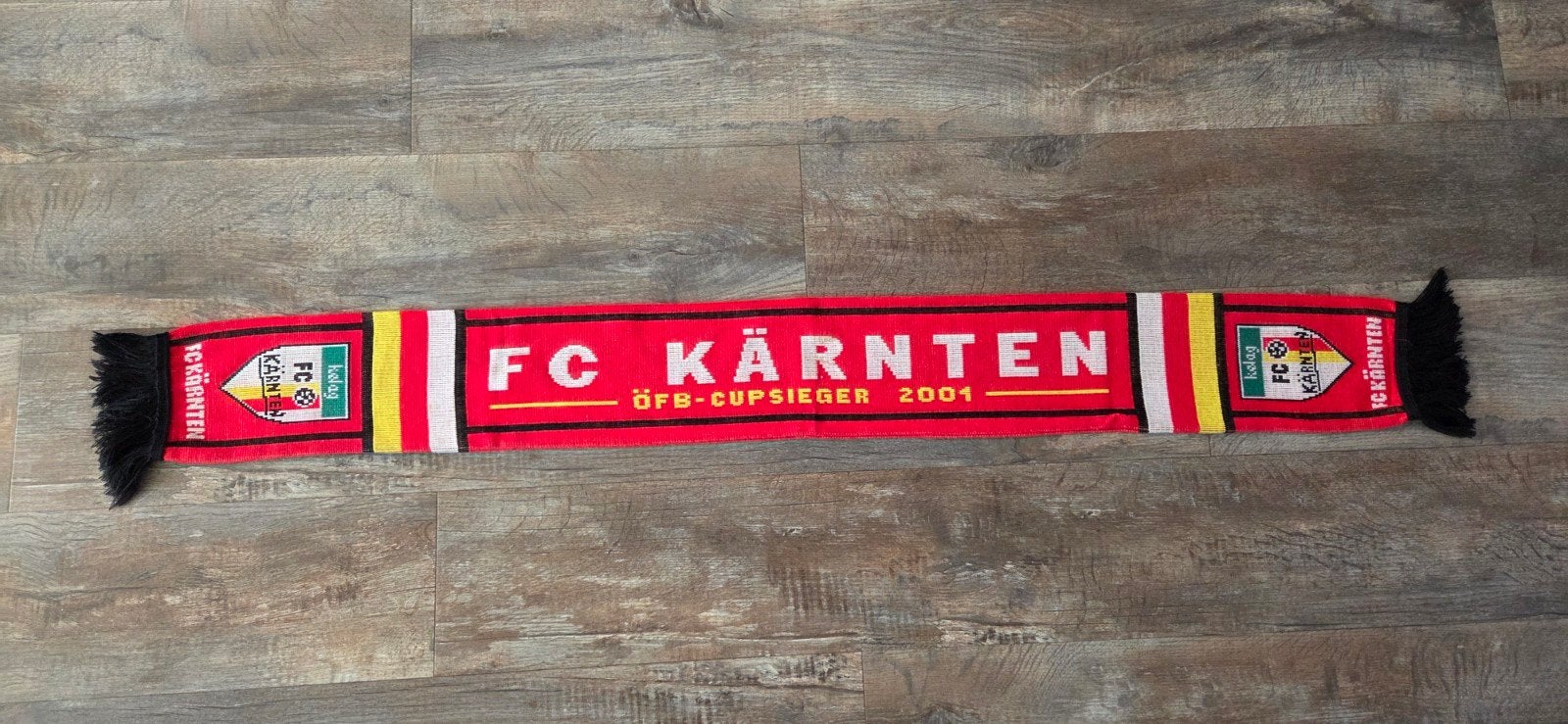 Sjaal FC Kärnten, Ophalen of Verzenden, Zo goed als nieuw, Buitenlandse clubs, Vaantje of Sjaal
