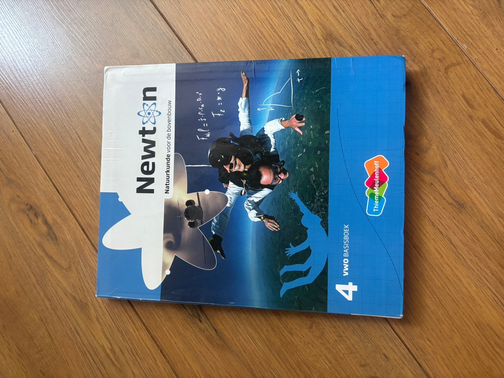 NEWTON VWO4, Ophalen of Verzenden, Zo goed als nieuw, VWO, Natuurkunde