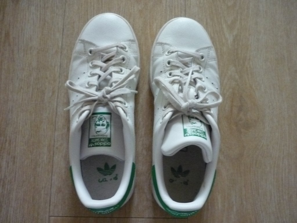 Te koop: Stan Smith witte, lage sneakers van Adidas, Adidas, Wit, Ophalen of Verzenden, Sneakers of Gympen