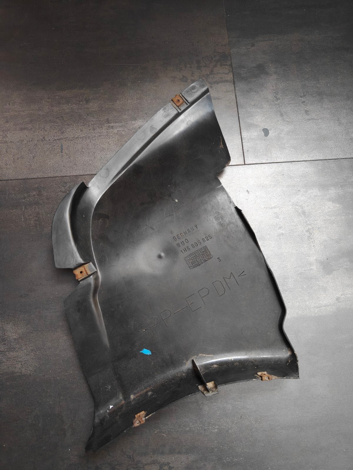 Spatbord binnenkuip VW golf 3 cabrio (1H6805825), Ophalen of Verzenden, Volkswagen