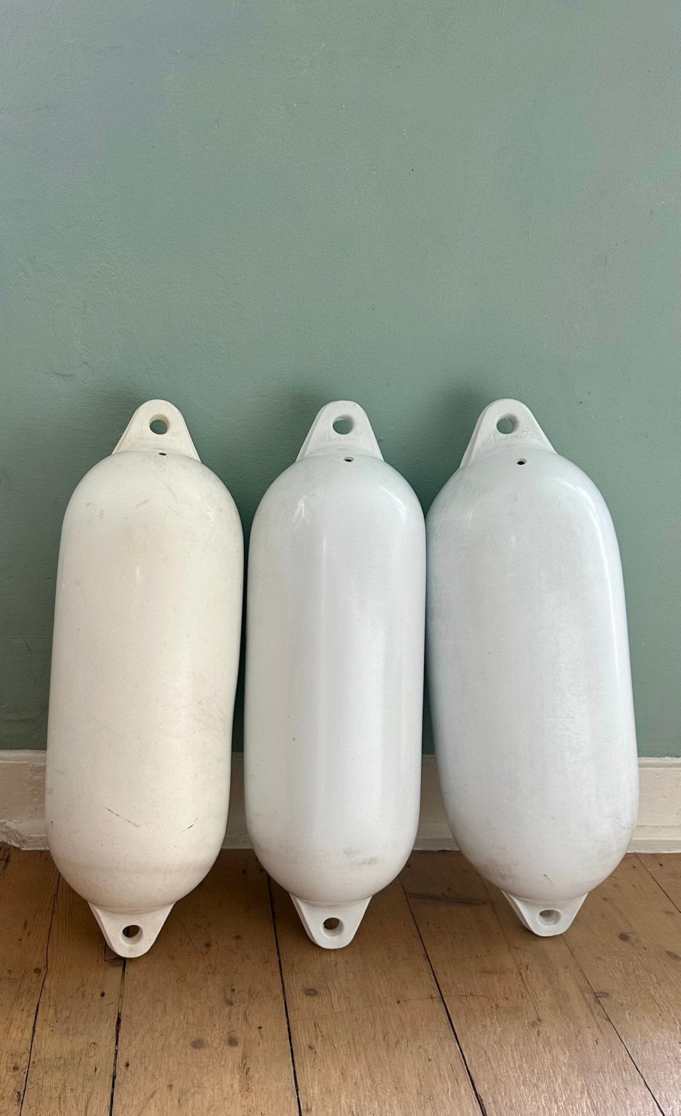 Set van 3 witte Majoni stootwillen / fenders, Watersport en Boten, Ophalen of Verzenden, Zo goed als nieuw, Overige typen