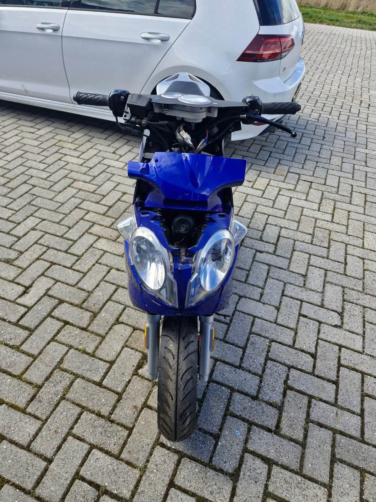 Nieuwe 2-takt scooter uit 2017 met geel kenteken - opknapper, Ophalen