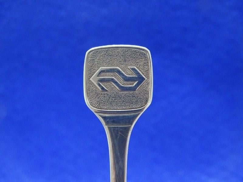 Lepeltje: NS  Nederlandse spoorwegen logo, Verzenden